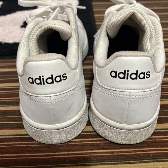Used adidas size 7 women’s - Picture 6 of 6